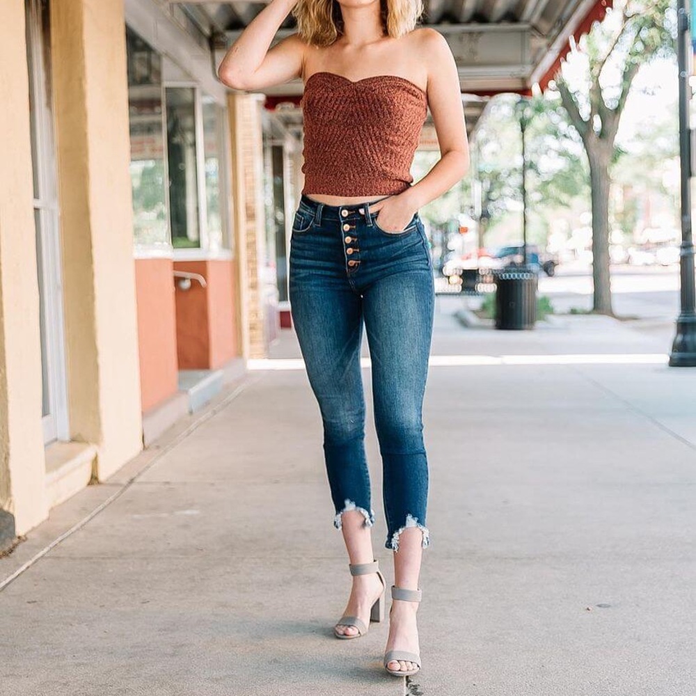 Signature Kurvy Ultra High Rise Skinny Jean